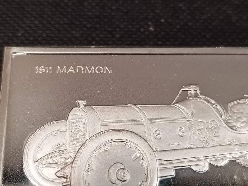 lot 25 image: VINTAGE 1911 MARMON 1000 GRAINS (2.08 TROY OZ) STERLING SILVER ART BAR