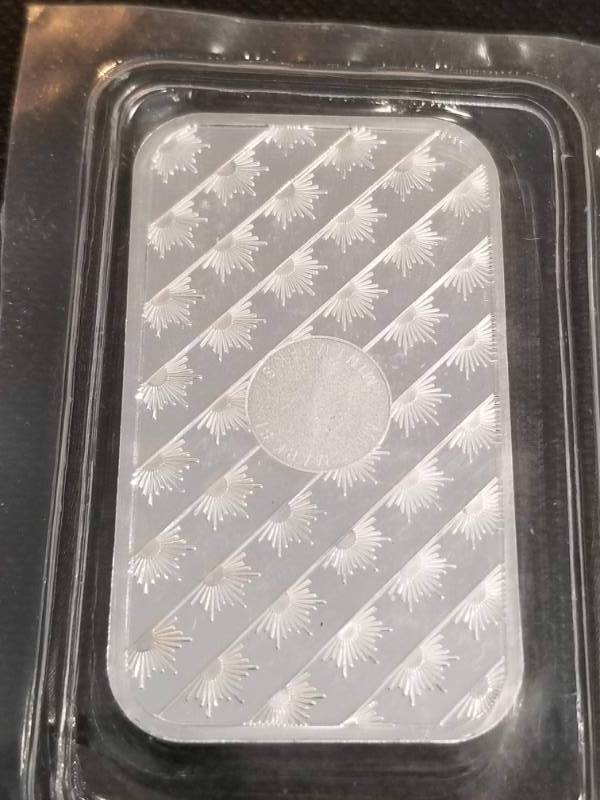lot 36 image: 1 TROY OZ. .999 FINE SILVER BAR SUNSHINE MINTING SEALED