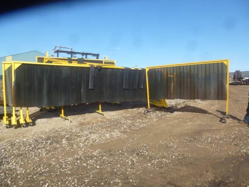 lot 19 image: Welding Curtains