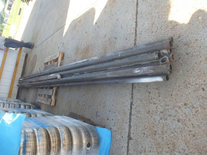 lot 26 image: Black Pipe 2