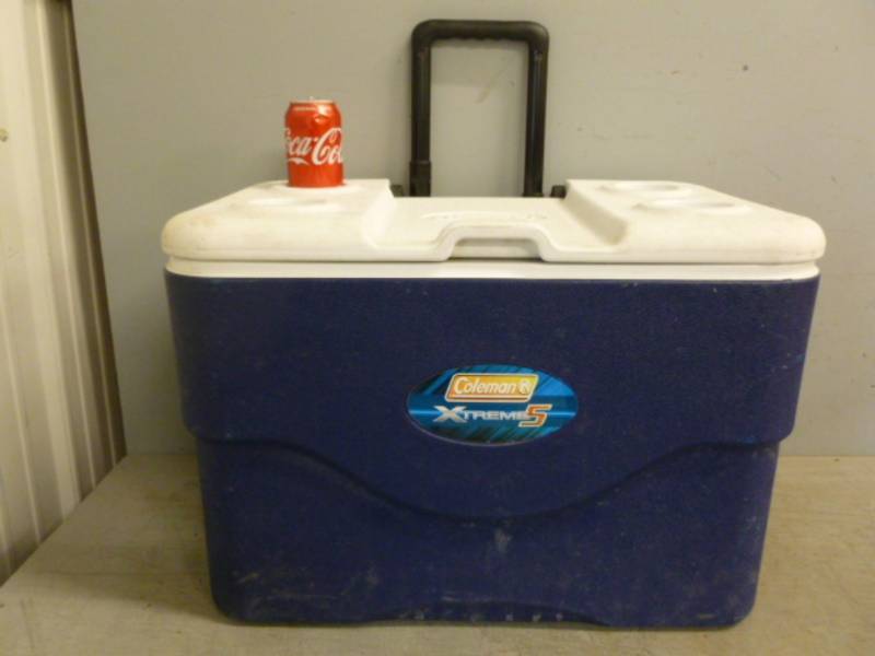 lot 20 image: Coleman Cooler