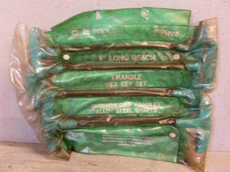 lot 35 image: Tool Set
