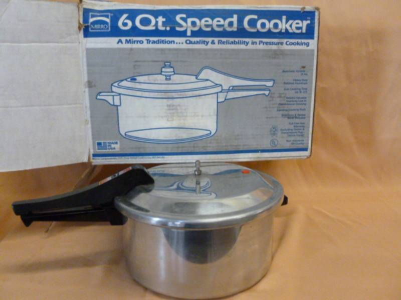lot 54 image: Pressure Cooker