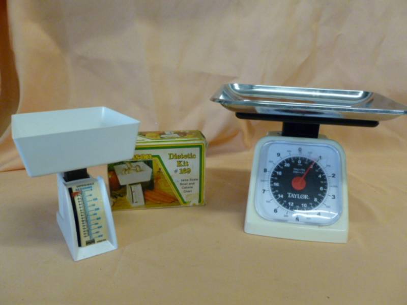 lot 70 image: Kitchen Scales