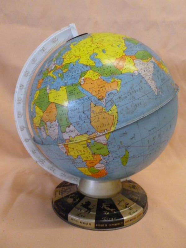 lot 81 image: Vintage Metal Globe