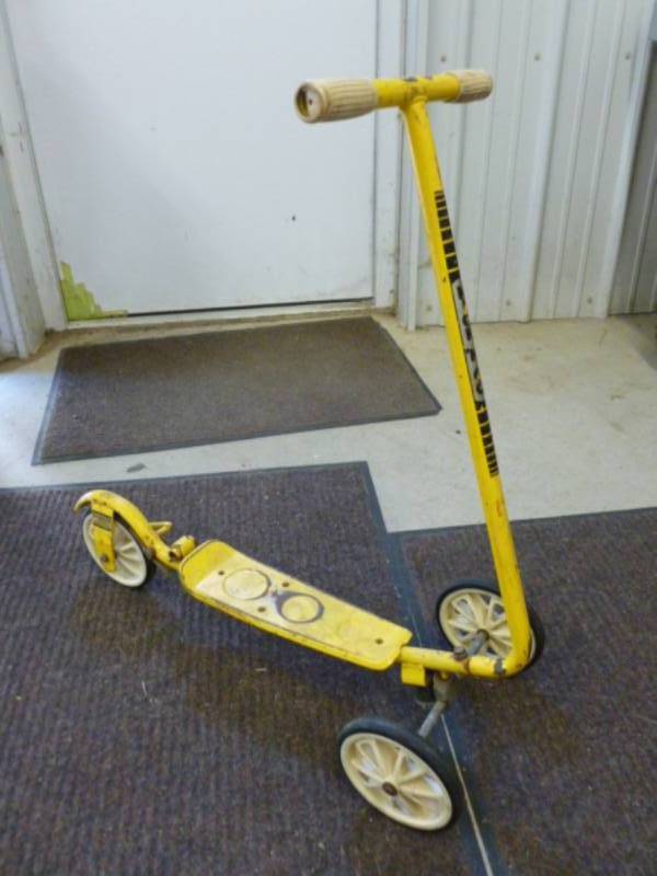 lot 110 image: Vintage Honda Scooter