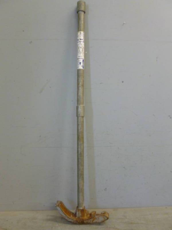 lot 119 image: Pipe Bender