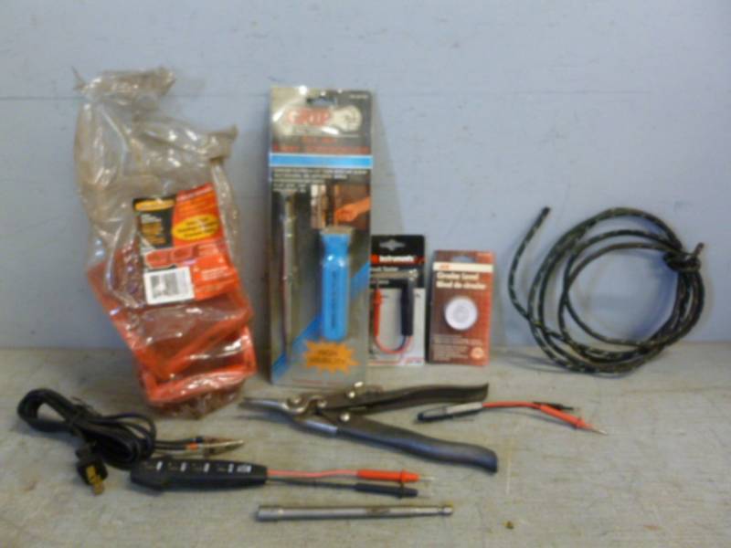 lot 142 image: Tools