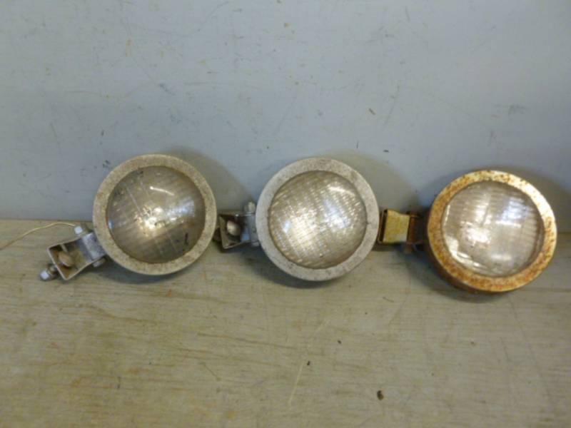 lot 162 image: Vintage Tractor Lights