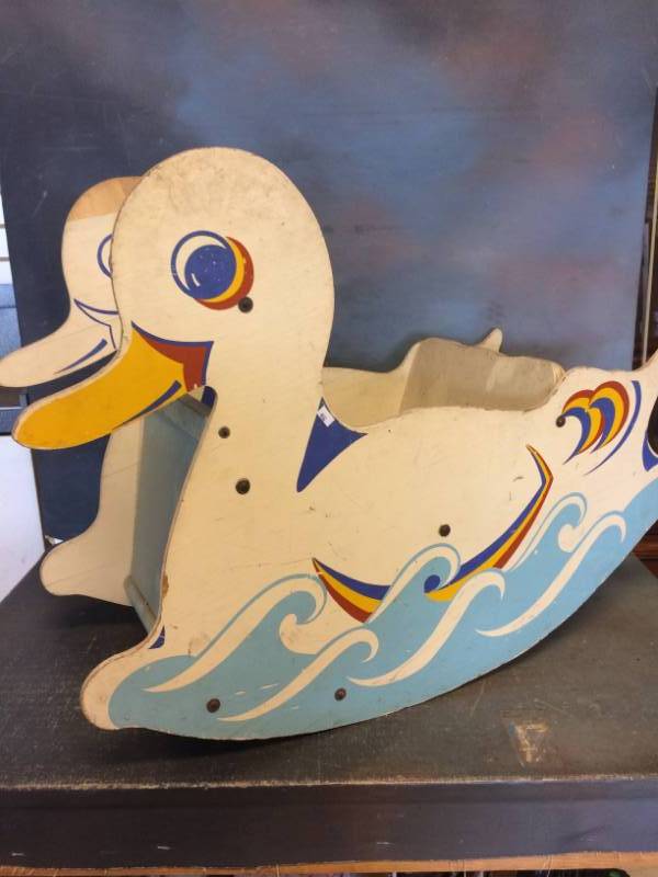 lot 44 image: Vintage Wooden Duck Childs Rocking Toy