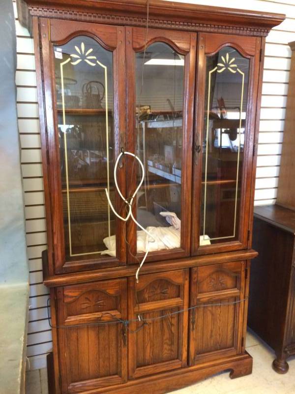 lot 50 image: Wooden China Cabinet