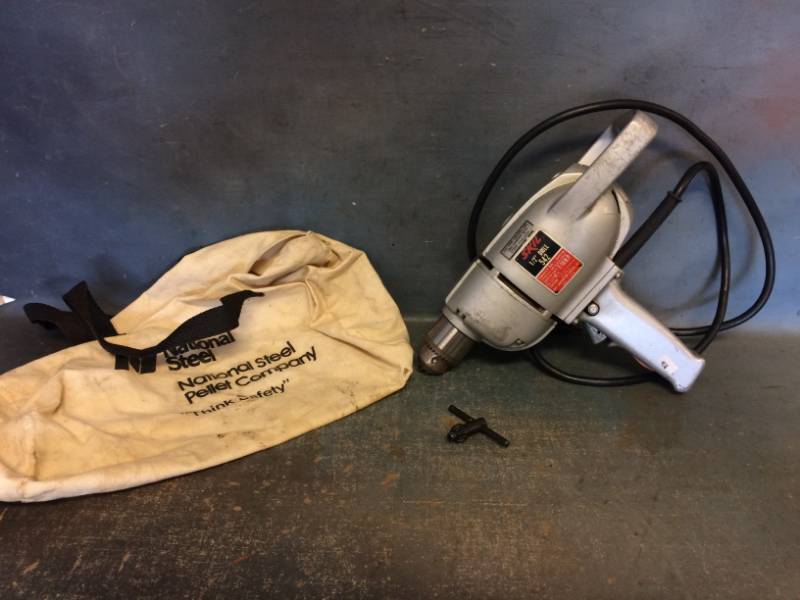 lot 58 image: Skil 12 Drill