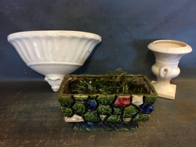 lot 72 image: Decorative Ceramics