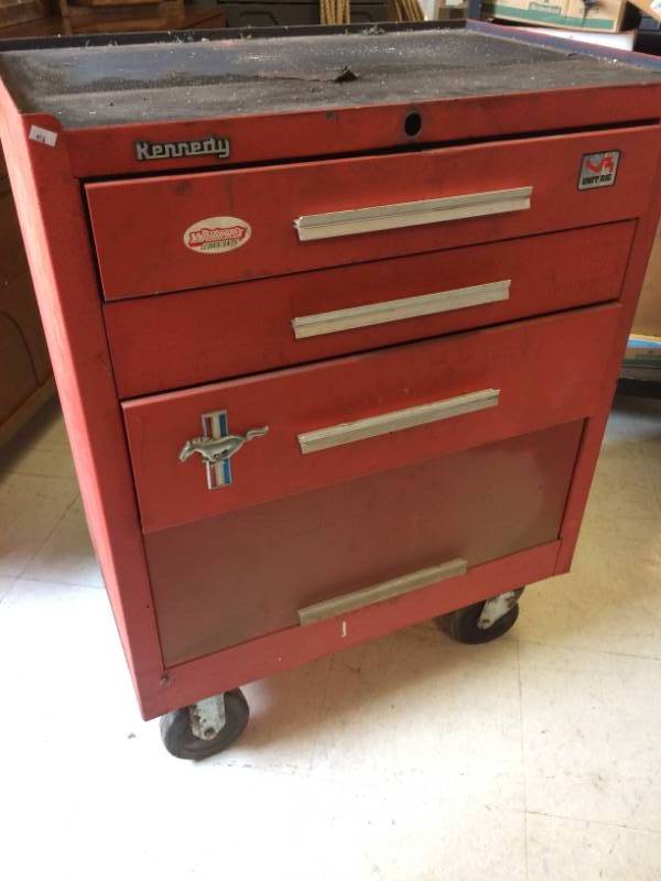 lot 115 image: Kennedy Roller Metal Cabinet