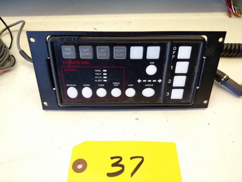 lot 37 image: Tomar Model 940-AMP Light Bar, Work...