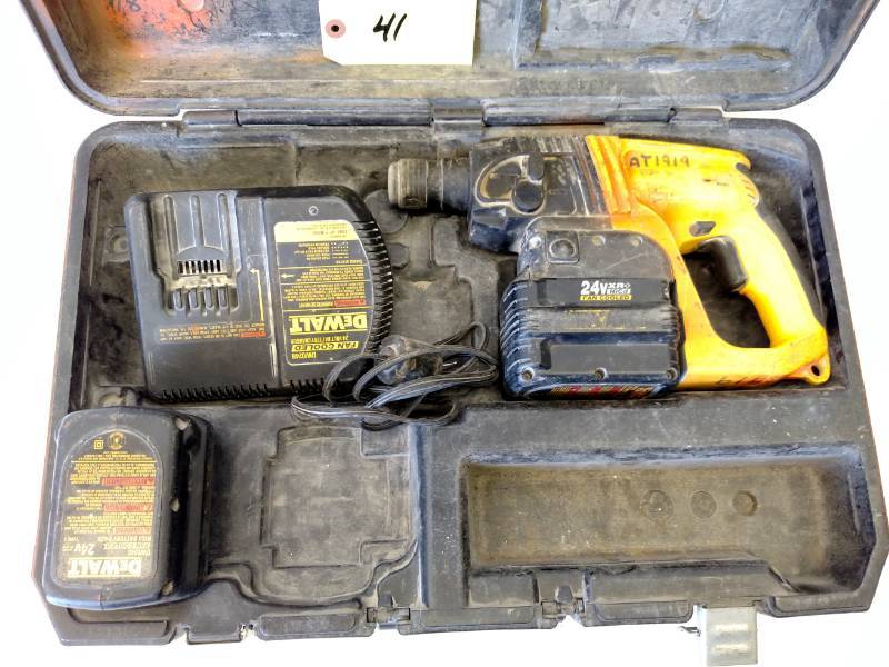 lot 41 image: Dewalt 24 Volt Cordless SDS Hammer ...