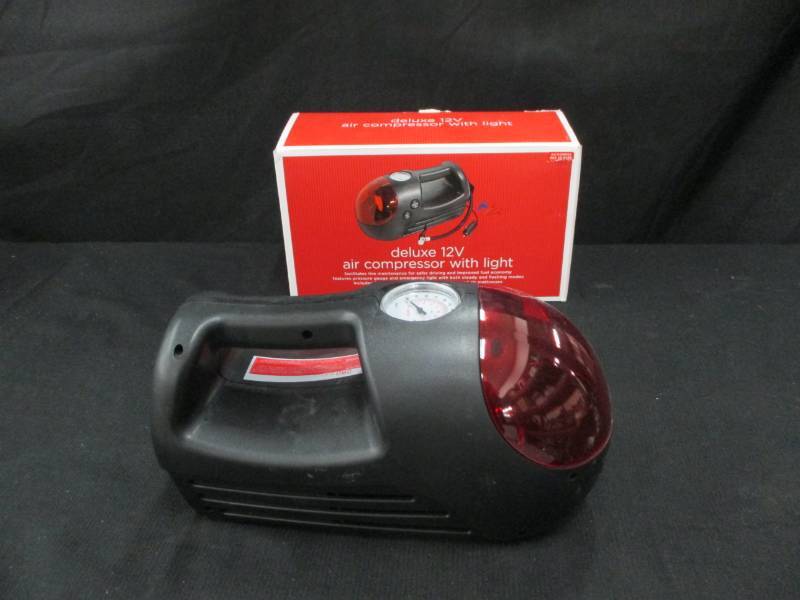 Deluxe 12v Aircompressor with light