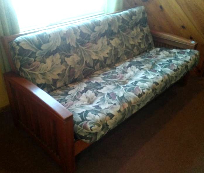 lot 5 image: Fancy Oak Futon