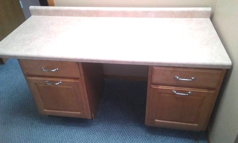 lot 15 image: 2 base file drawers and countertop