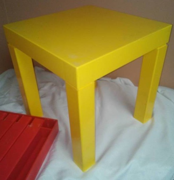 lot 58 image: Authentic 70s table yellow and orange