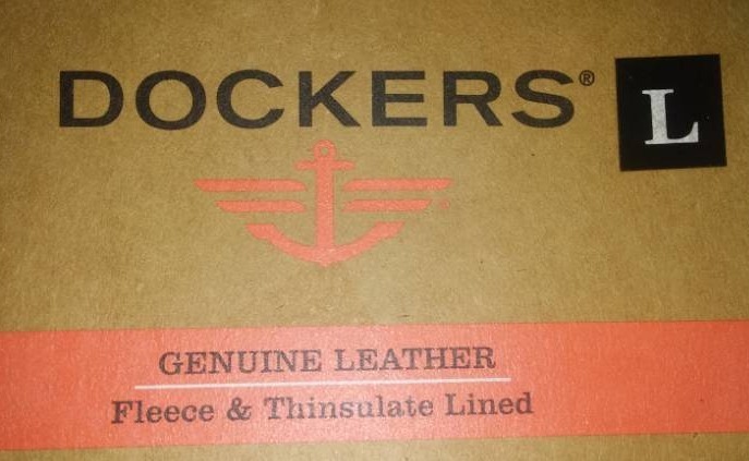 lot 74 image: Man stuff - new Dockers gloves Thinsulate and more.