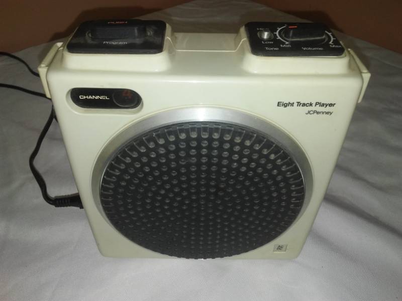 lot 113 image: JC Penny 8-track player, vintage. ACDC 10 watts of power.
