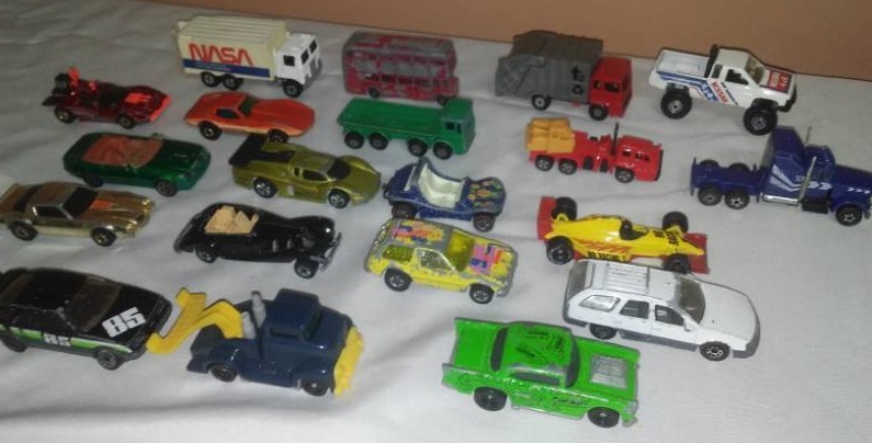 lot 115 image: Hot Wheels and Matchbox by Lesney some early and rare ones.