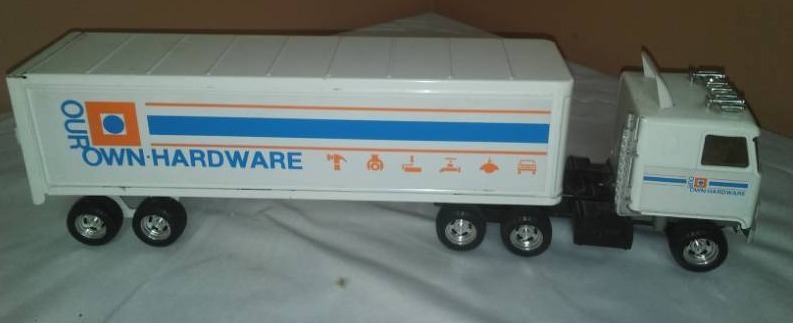 lot 132 image: Tractor-trailer, our own Hardware Great semi