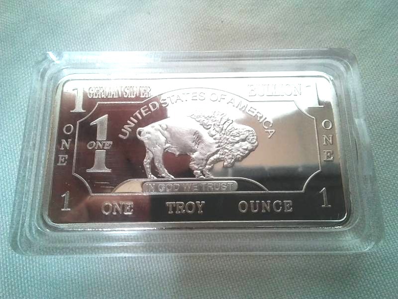 lot 152 image: One troy ounce German silver bison NDSU football.