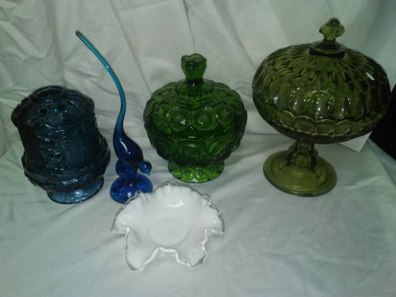 lot 167 image: Blue, green and white vintage glass.