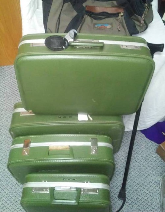 lot 213 image: Set of 4 vintage green suitcases and more
