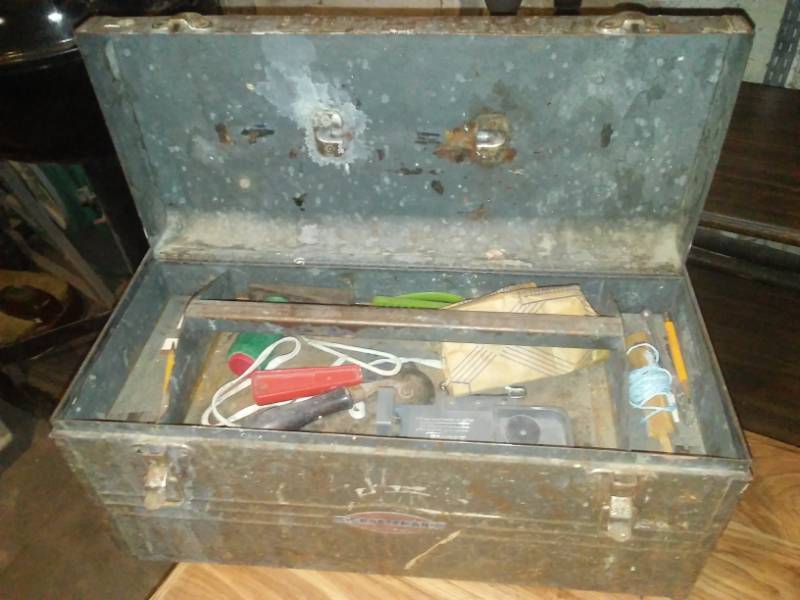 lot 216 image: Heavy duty toolbox.