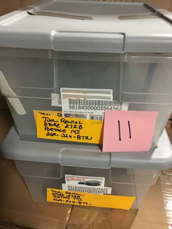 Sterilite Storage Containers not used