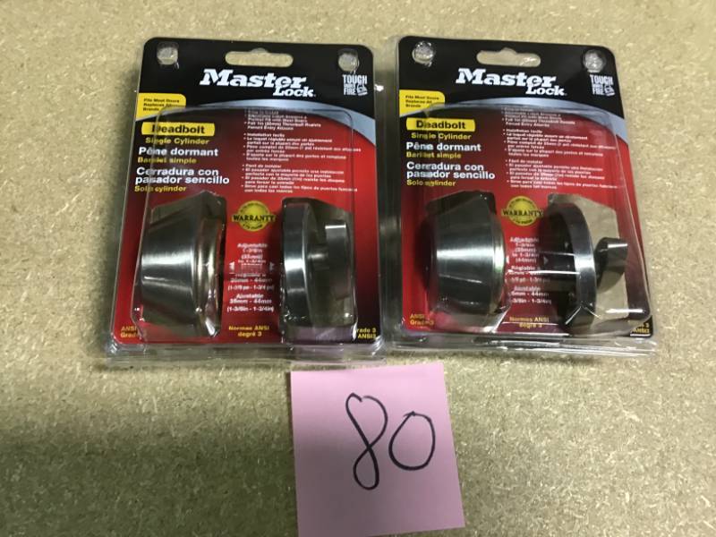 Master Lock Single Cylinder Deadbolt bcco in good condition