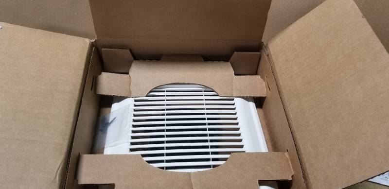 lot 4 image: NuTone InVent Series 80 CFM WallCeiling Installation Bathroom Exhaust Fan in good condition