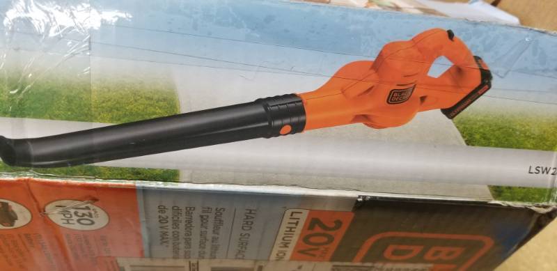 lot 8 image: BLACKDECKER 120 MPH 120 CFM 20-Volt MAX Lithium-Ion Cordless Handheld Leaf Sweeper - Battery and Charger Not Included in good condition