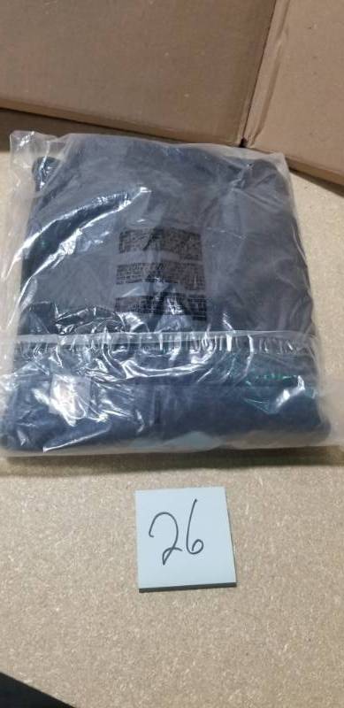 lot 26 image: Carhartt Mens Regular Small Black CottonPolyester Sweats not used