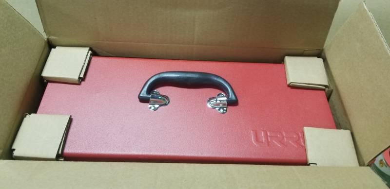 lot 28 image: URREA Heavy Duty Metal Tool Box - 17 in. X 7 12 in. X 7 in. not used
