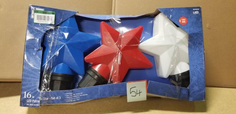 lot 54 image: Home Accents Holiday 16 in. Patriotic Stars with LED Illumination (3-Set) not used