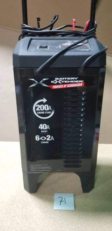 lot 71 image: Schumacher BE01252 240200A 12V DOE Wheel Battery Charger in good condition