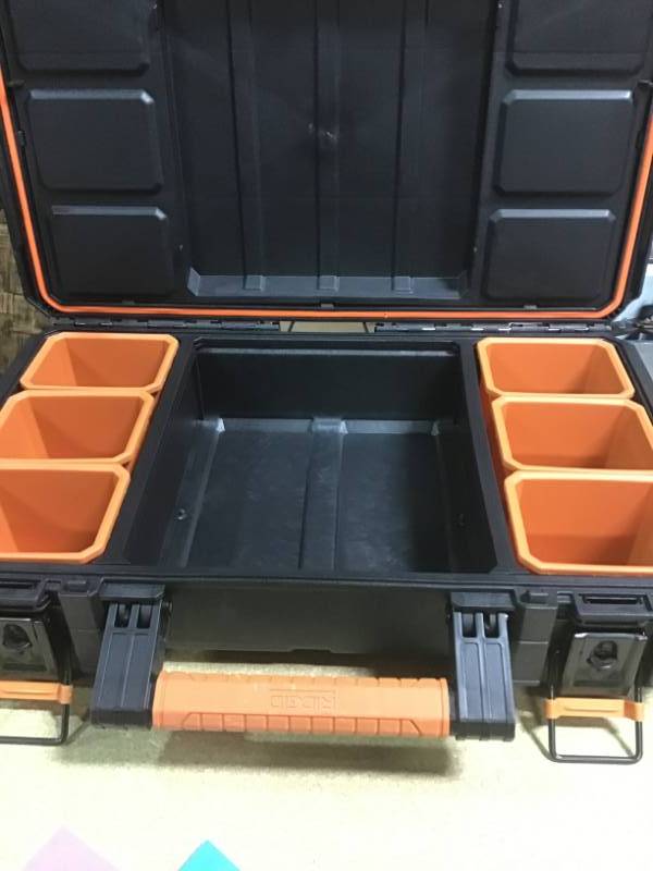 lot 69 image: RIDGID 22 in. Pro Organizer, Black in good condition