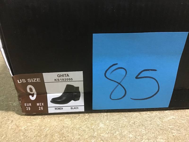 lot 85 image: Kensie Womens Ghita Leather Ankle BOOTS Black Size US 9 not used