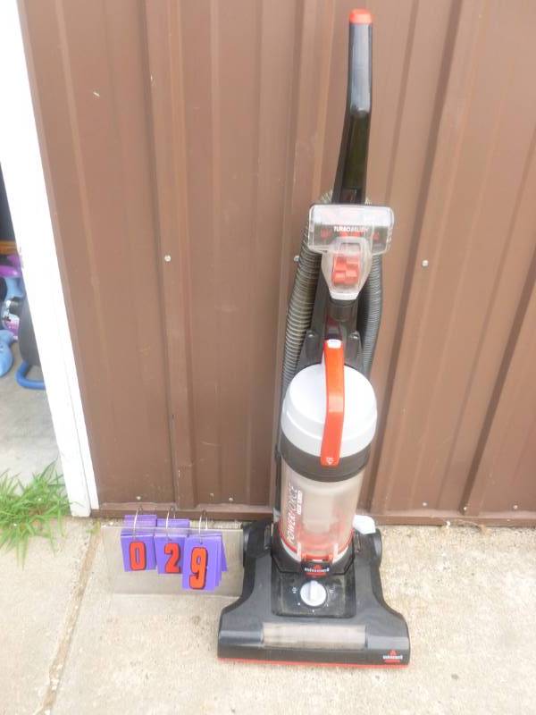 Bissell Vacuum Cleaner
