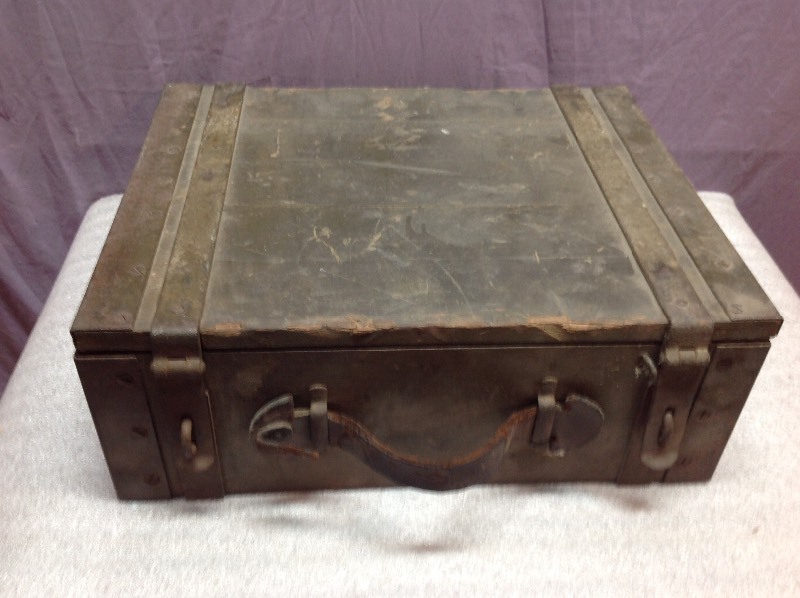 lot 10 image: WW1 M17 Field Repair Chest