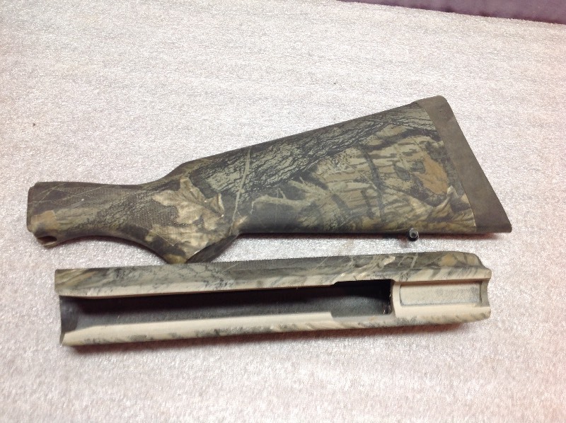 lot 50 image: NOS Remington 1100 12 Gauge Stock & Forend