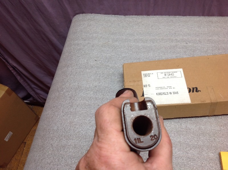 lot 43 image: NOS Remington 1100 Youth 20 Gauge Stock