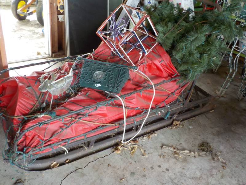 Griswold Iron Sled and more Holiday...