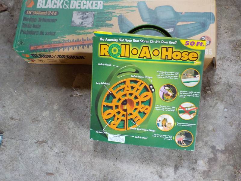 Black n Decker Trimmer and Roll-a-H...