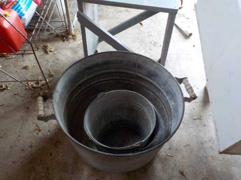 Metal Tub, 2 Pails, and Wood Bench...