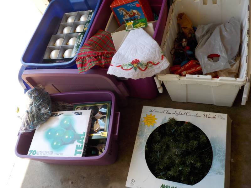Xmas Lot in 4 Covered Totes...